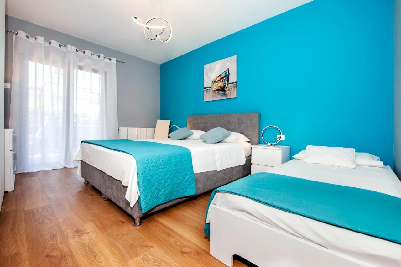 Apartments Modrusan Ровин Екстериор снимка